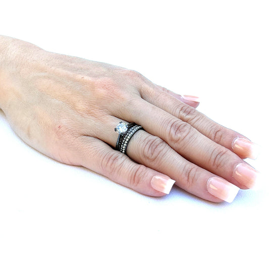 Womens 7x7mm Round Cut CZ Light Black IP Stainless Steel Wedding 2 Rings Set