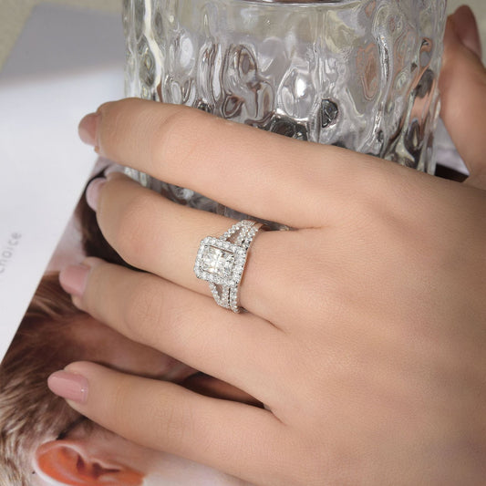 Moissanite Solitaire Ring in Sterling Silver with 18K White Gold Plating – Elegant French-Inspired Stackable Band for Women